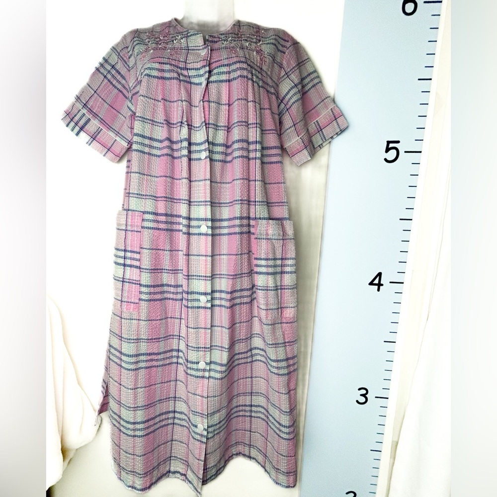 Miss Elaine Pink Blue Seersucker Plaid Cottagecore Robe Nightgown Loungewear‎ Sm